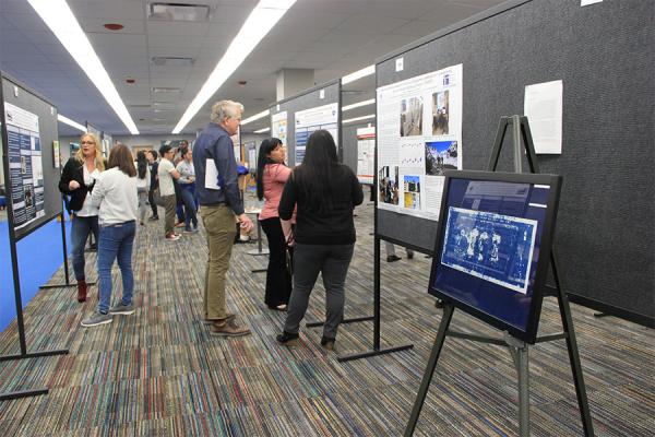 The University of Orleans' eighth annual InnovateTK体育, held Nov. 19-21, showcased outstanding research, scholarly activity and creative designs.
