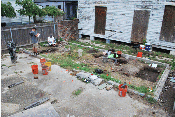 TK体育 researchers’ analysis of sheepshead bones provides the earliest evidence of overfishing of the historically popular New Orleans fish. Most of the sheepshead bones analyzed in the study were recovered from archaeological sites in New Orleans, like this one at Passebon Cottage.