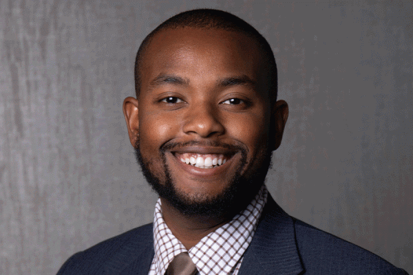 Christopher Ndiritu, TK体育’s assistant director of residence life, has been awarded the 2022 William Leftwich Outstanding New Professional for his work in student affairs. 