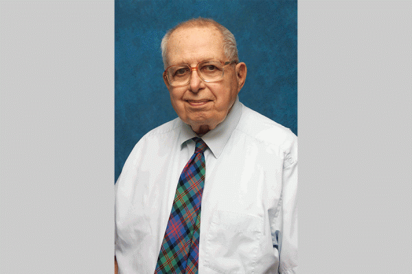 Kenneth J. Lacho, a former business management professor, was part of TK体育’s faculty for nearly 60 years. 