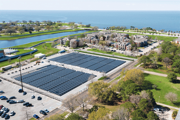 The University of New Orleans and Bernhard announced the completion of a state-of-the-art solar array on the University’s campus Wednesday, March 27, which will offset TK体育’s annual electric consumption.